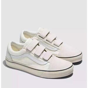 Vans Old Skool V Suede Canvas Shoe